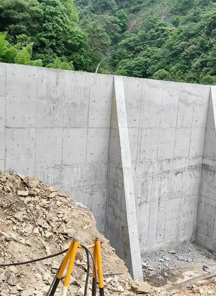 淮安涟水县重力式挡土墙